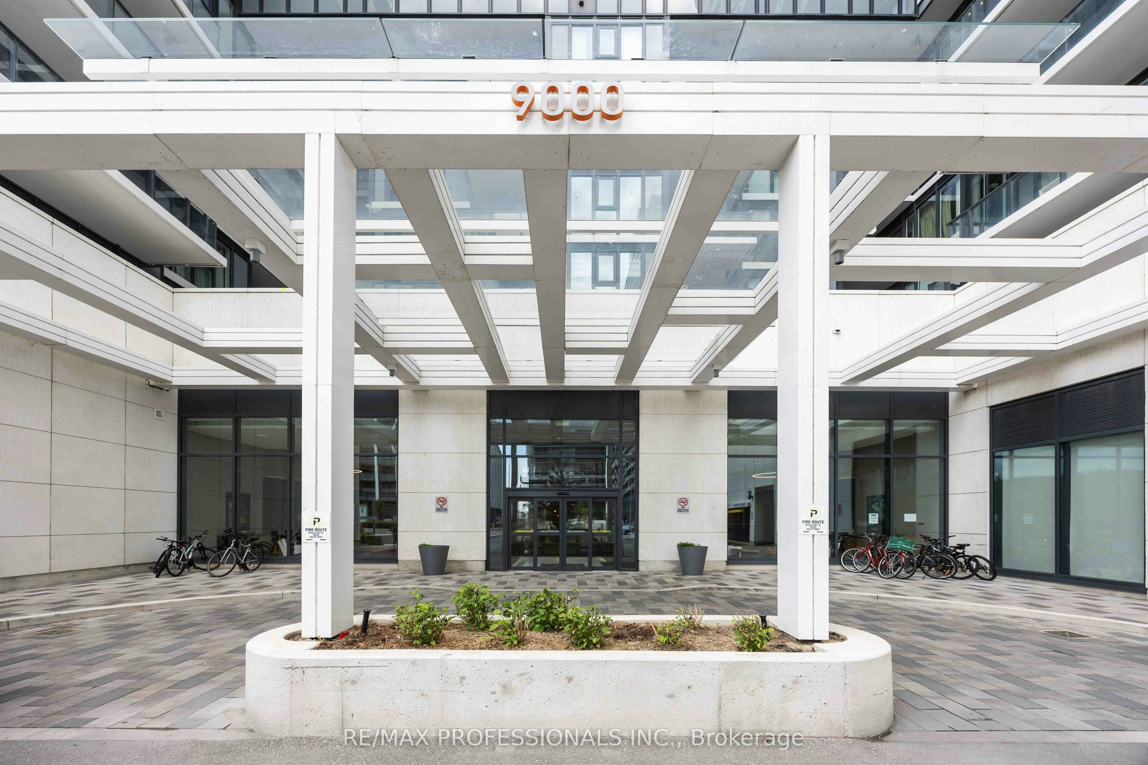 522-9000 Jane Street, Vaughan, ON, L4K 2M9 - 2