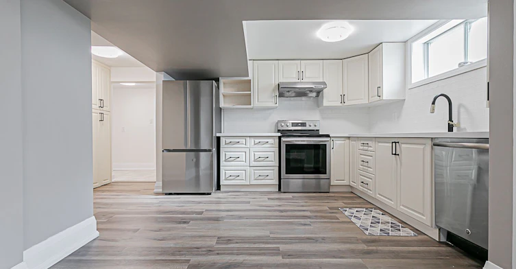 Bsmt-219 Harris Avenue, Richmond Hill, ON, L4E 3M3 - 3