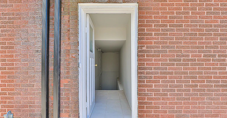 Bsmt-219 Harris Avenue, Richmond Hill, ON, L4E 3M3 - 21