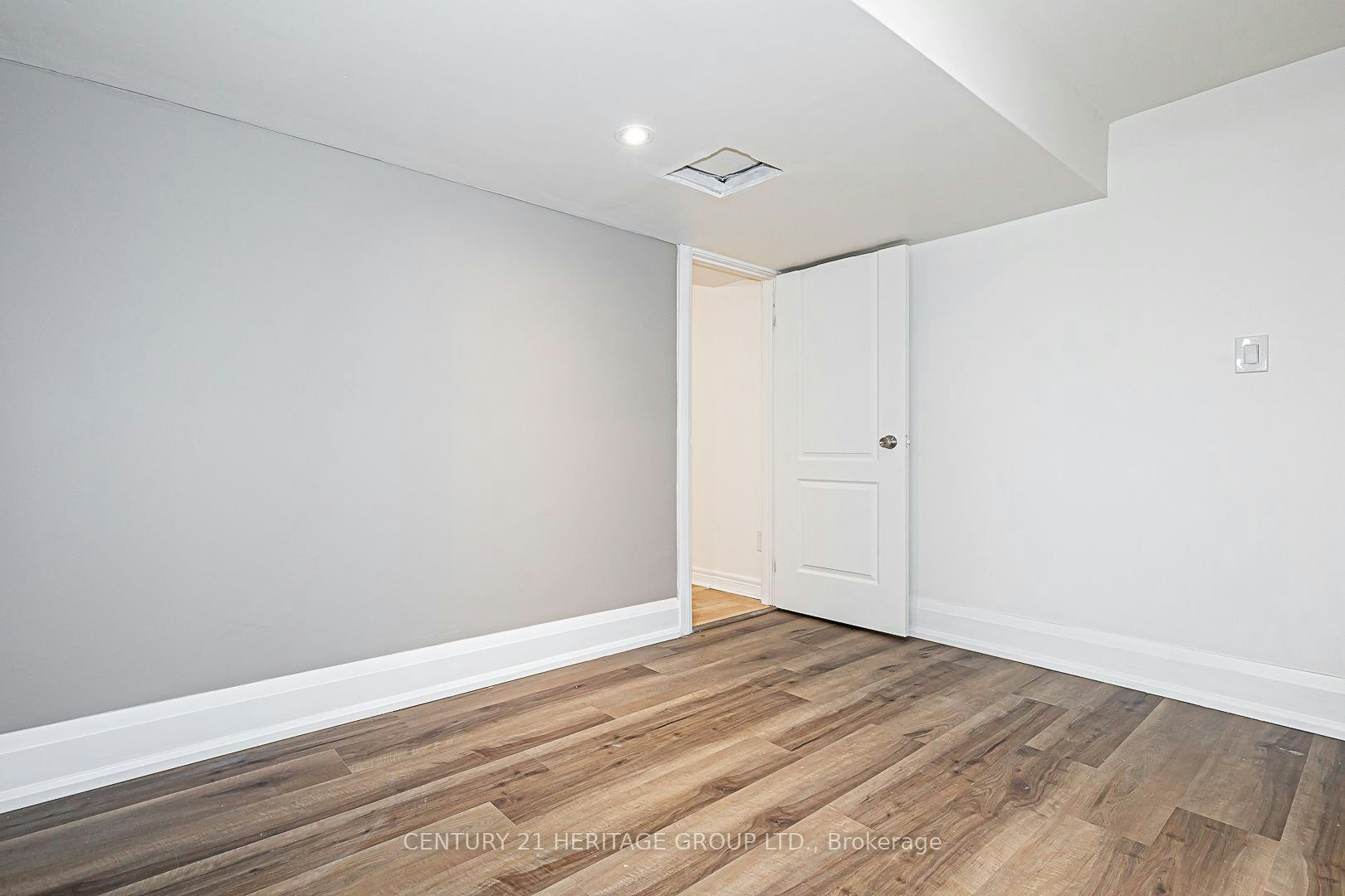 Bsmt-219 Harris Avenue, Richmond Hill, ON, L4E 3M3 - 17