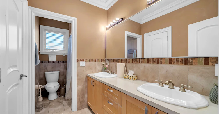 2nd Floor-2 Mackay Drive, Richmond Hill, ON, L4C 6P1 - 14
