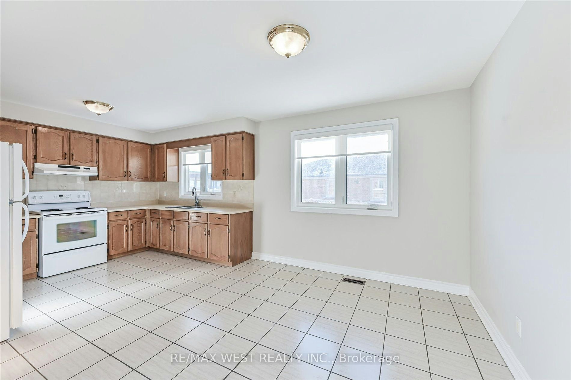 139 Carmen Crescent, Vaughan, ON, L4L 5P1 - 9