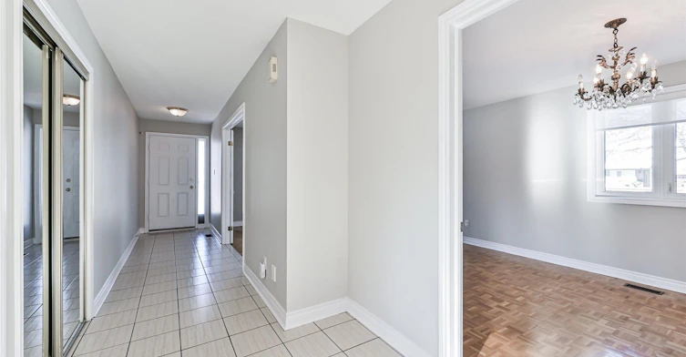 139 Carmen Crescent, Vaughan, ON, L4L 5P1 - 2