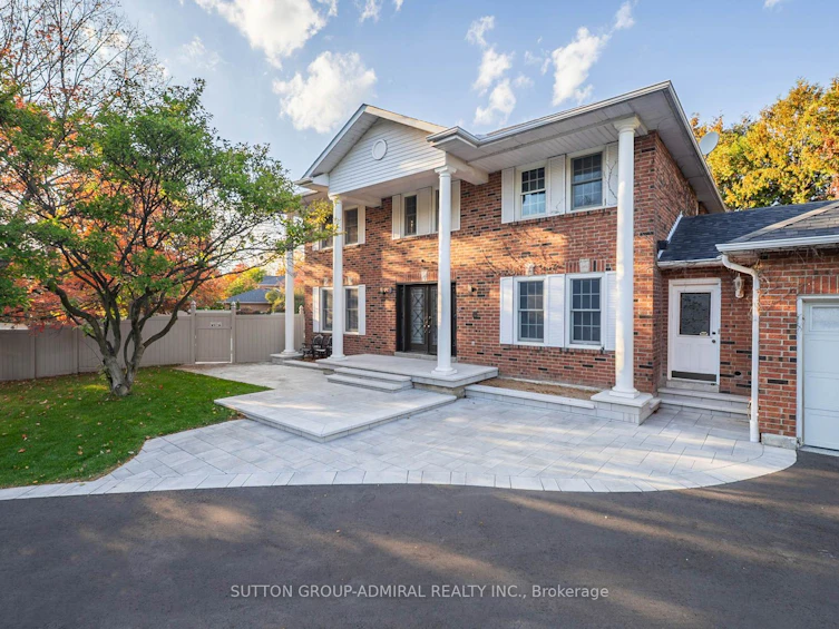 8 Beaufort Hills Road, Richmond Hill, ON, L4E 2N5 - 3