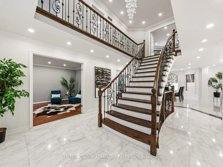 8 Beaufort Hills Road, Richmond Hill, ON, L4E 2N5 - 4