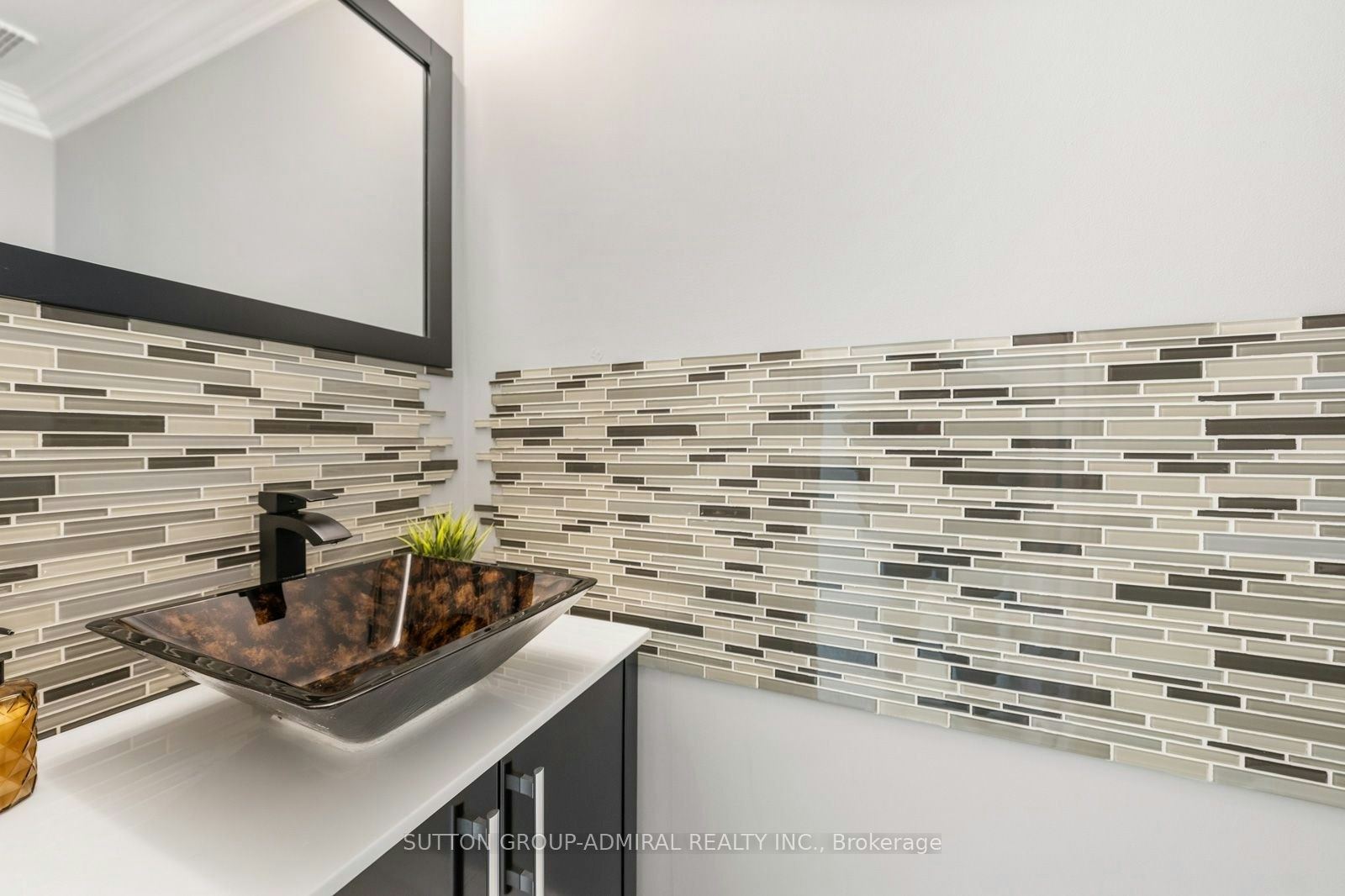 8 Beaufort Hills Road, Richmond Hill, ON, L4E 2N5 - 7