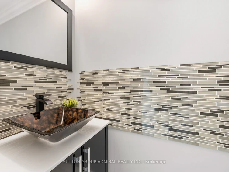 8 Beaufort Hills Road, Richmond Hill, ON, L4E 2N5 - 7
