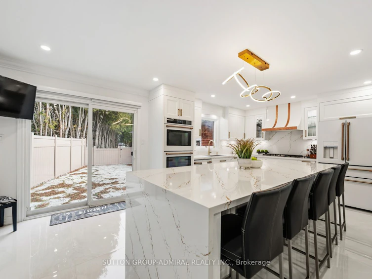 8 Beaufort Hills Road, Richmond Hill, ON, L4E 2N5 - 11