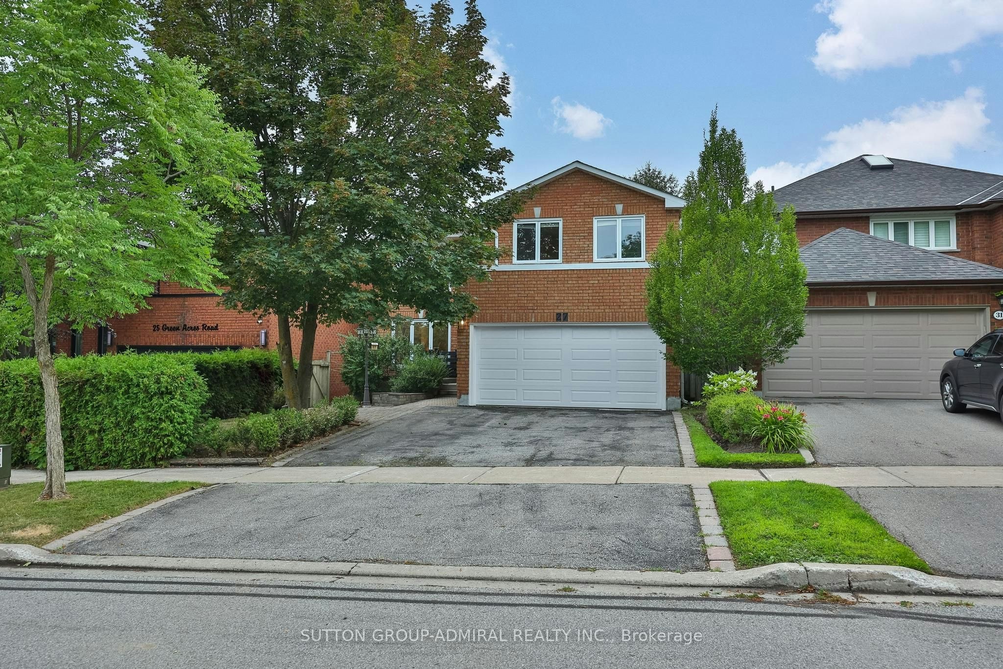 27 Green Acres Road, Vaughan, ON, L4J 4S2