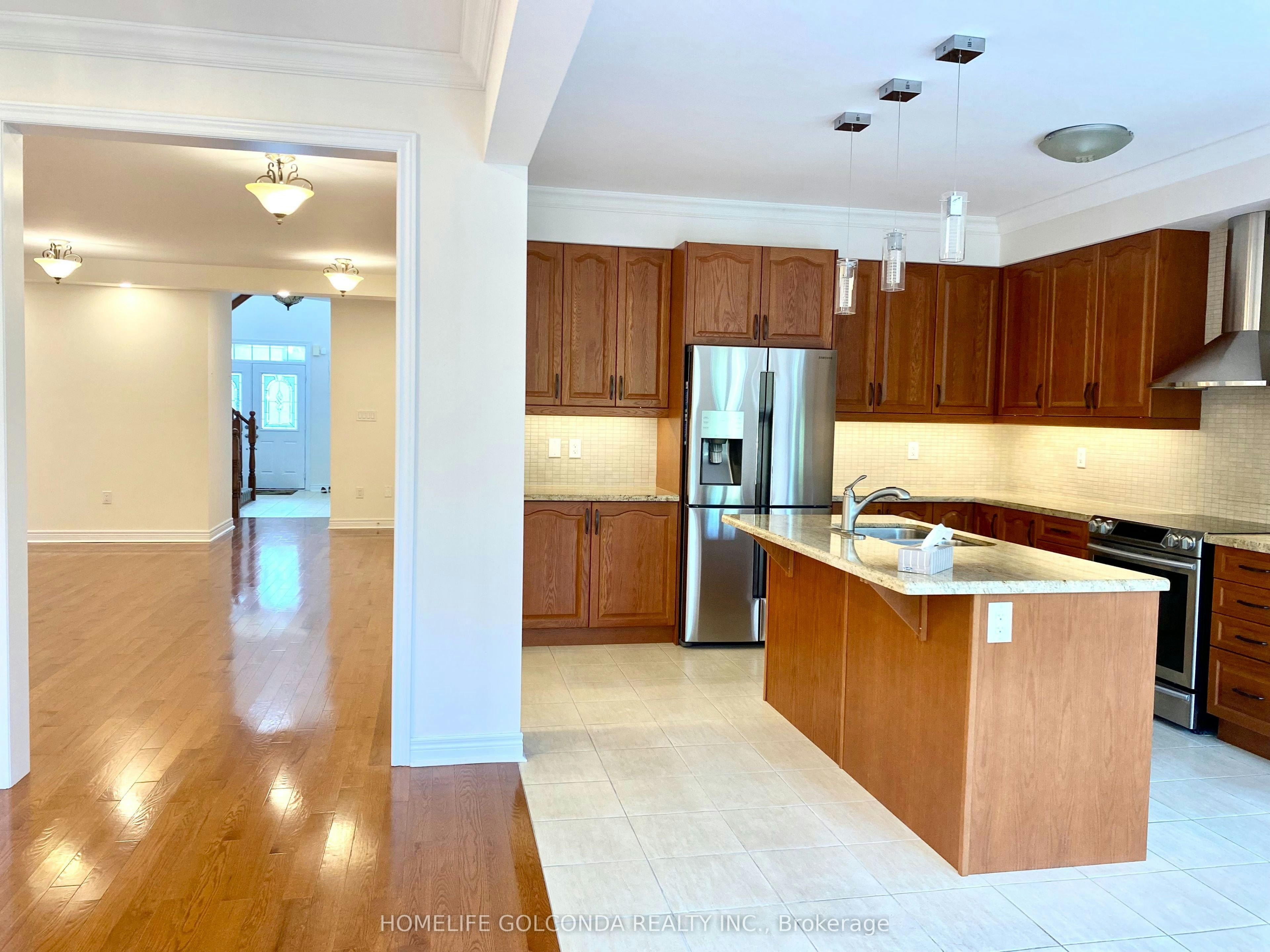160 Chouinard Way, Aurora, ON, L4G 1B7 - 11