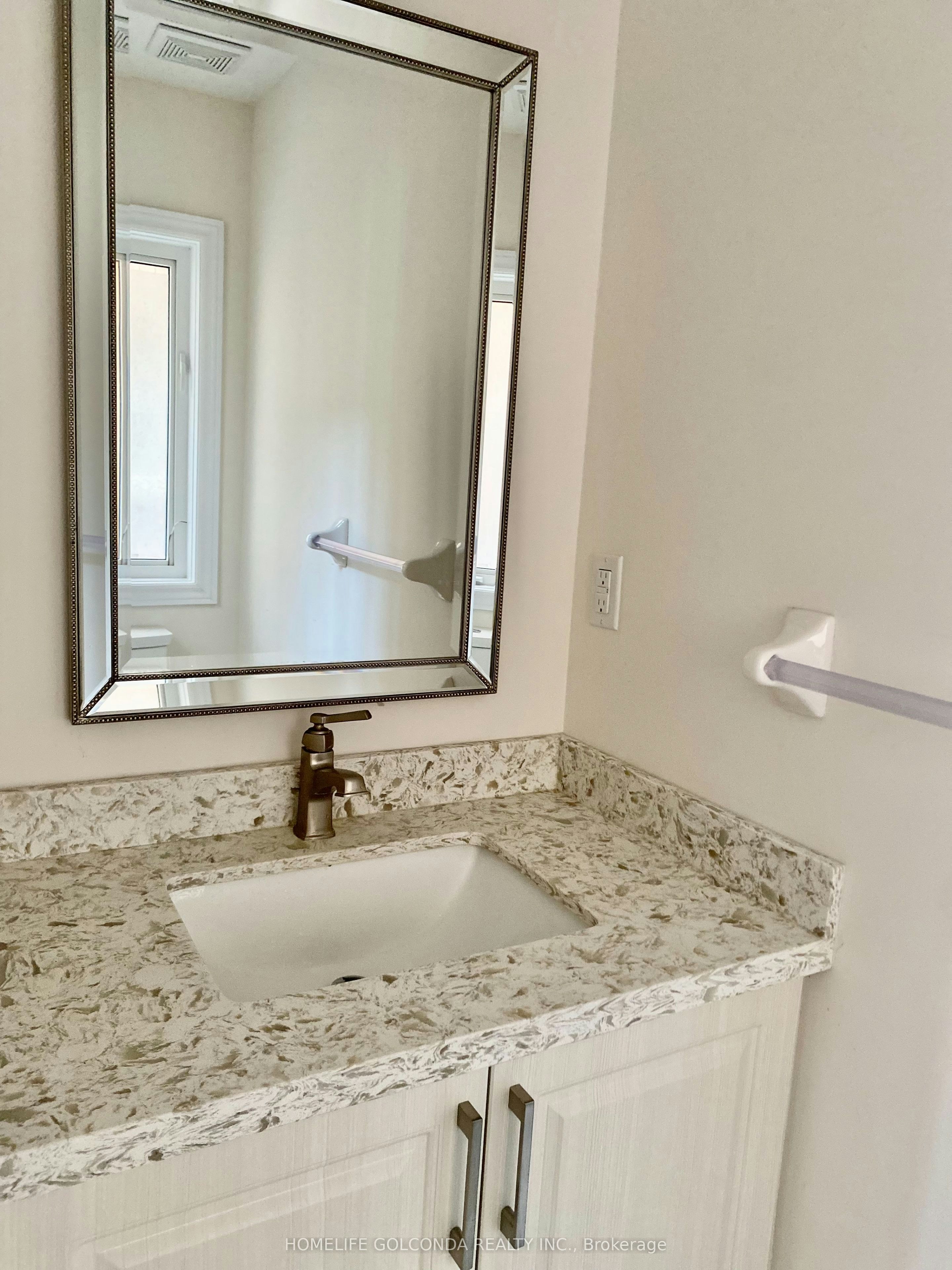 160 Chouinard Way, Aurora, ON, L4G 1B7 - 12