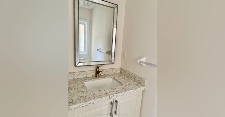 160 Chouinard Way, Aurora, ON, L4G 1B7 - 12