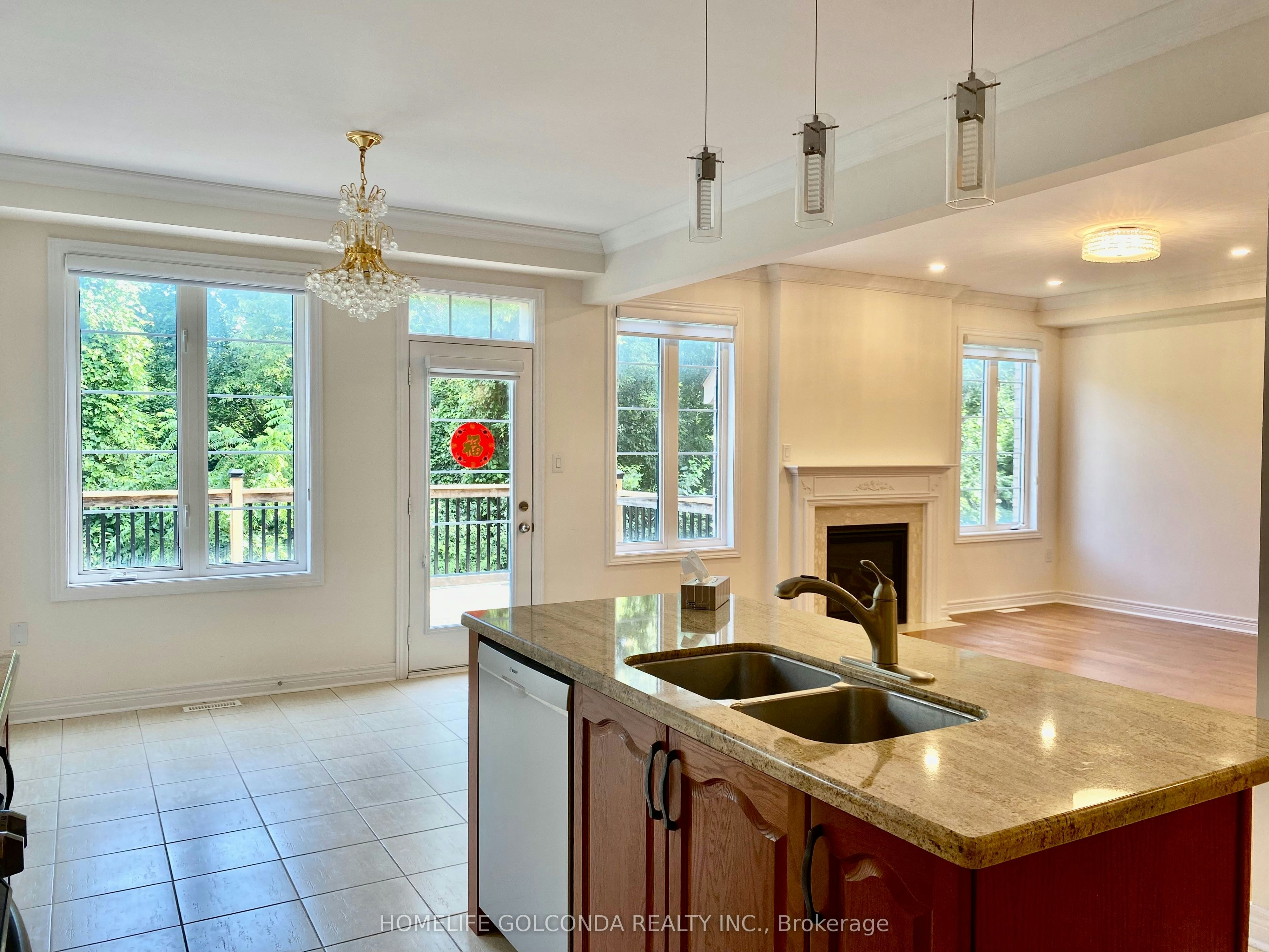 160 Chouinard Way, Aurora, ON, L4G 1B7 - 9