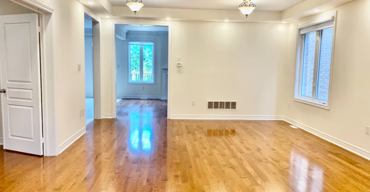 160 Chouinard Way, Aurora, ON, L4G 1B7 - 5