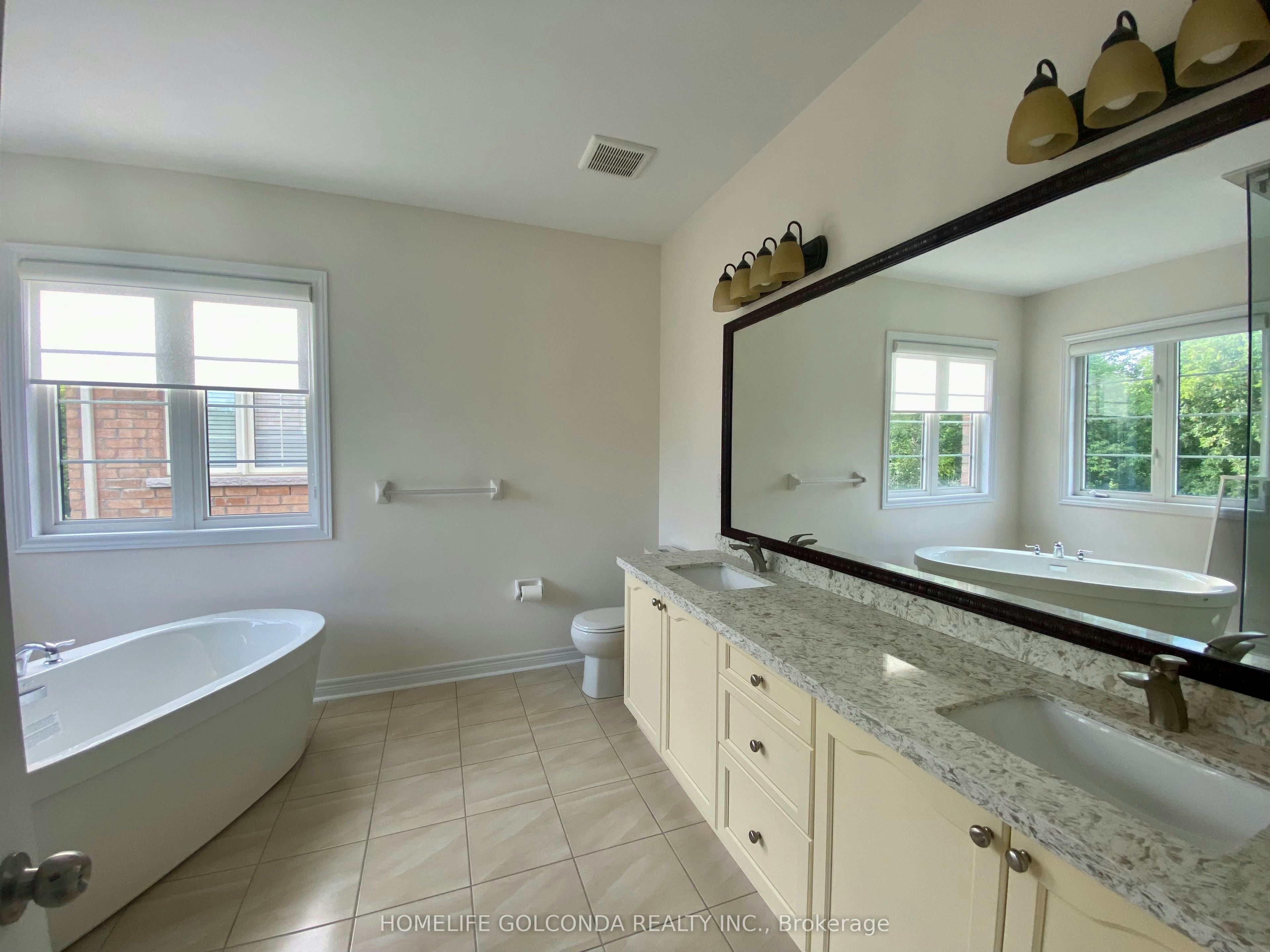 160 Chouinard Way, Aurora, ON, L4G 1B7 - 20