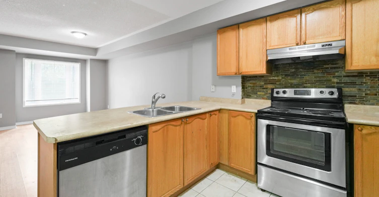 170-310 John Street, Markham, ON, L3T 0A7 - 9