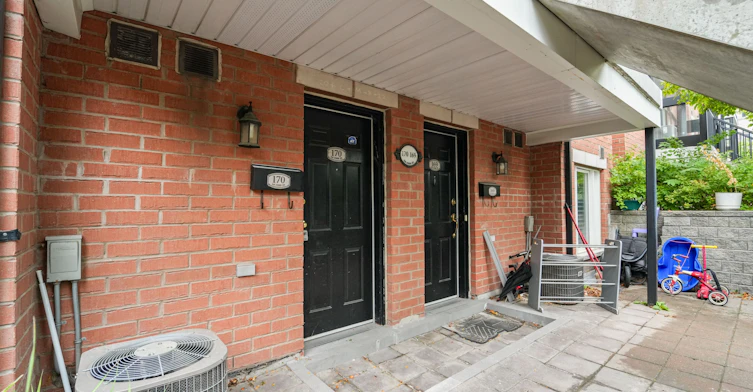 170-310 John Street, Markham, ON, L3T 0A7 - 2