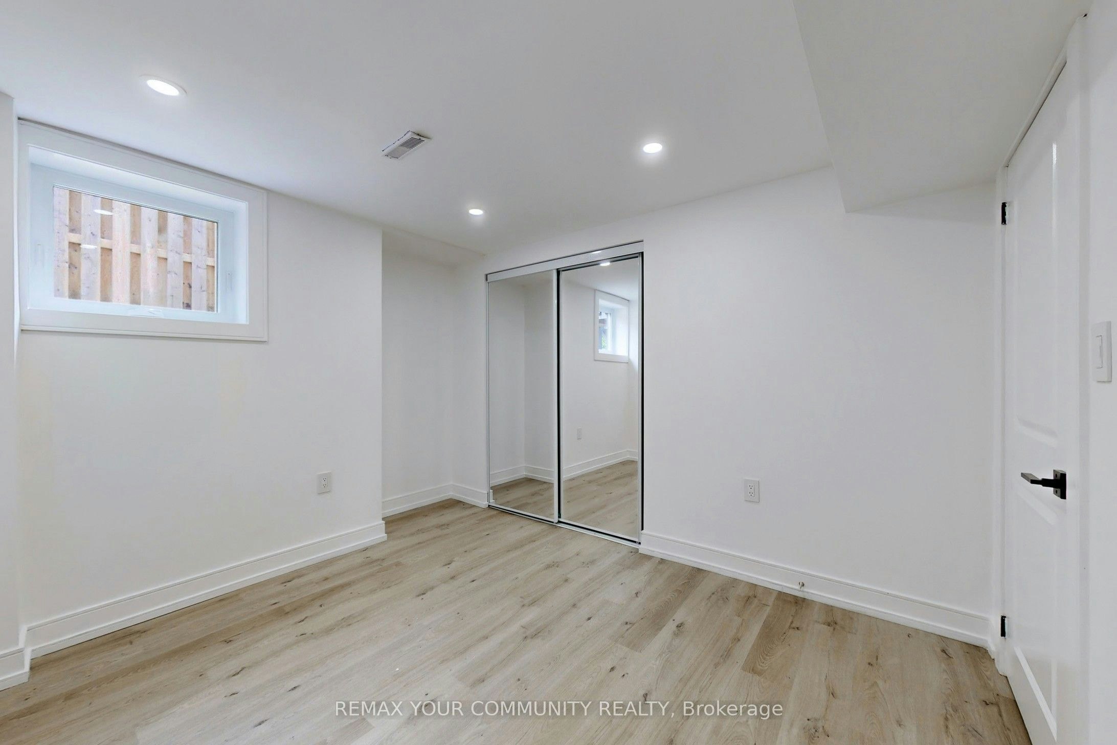 90 Tamarac Trail, Aurora, ON, L4G 5S1 - 20