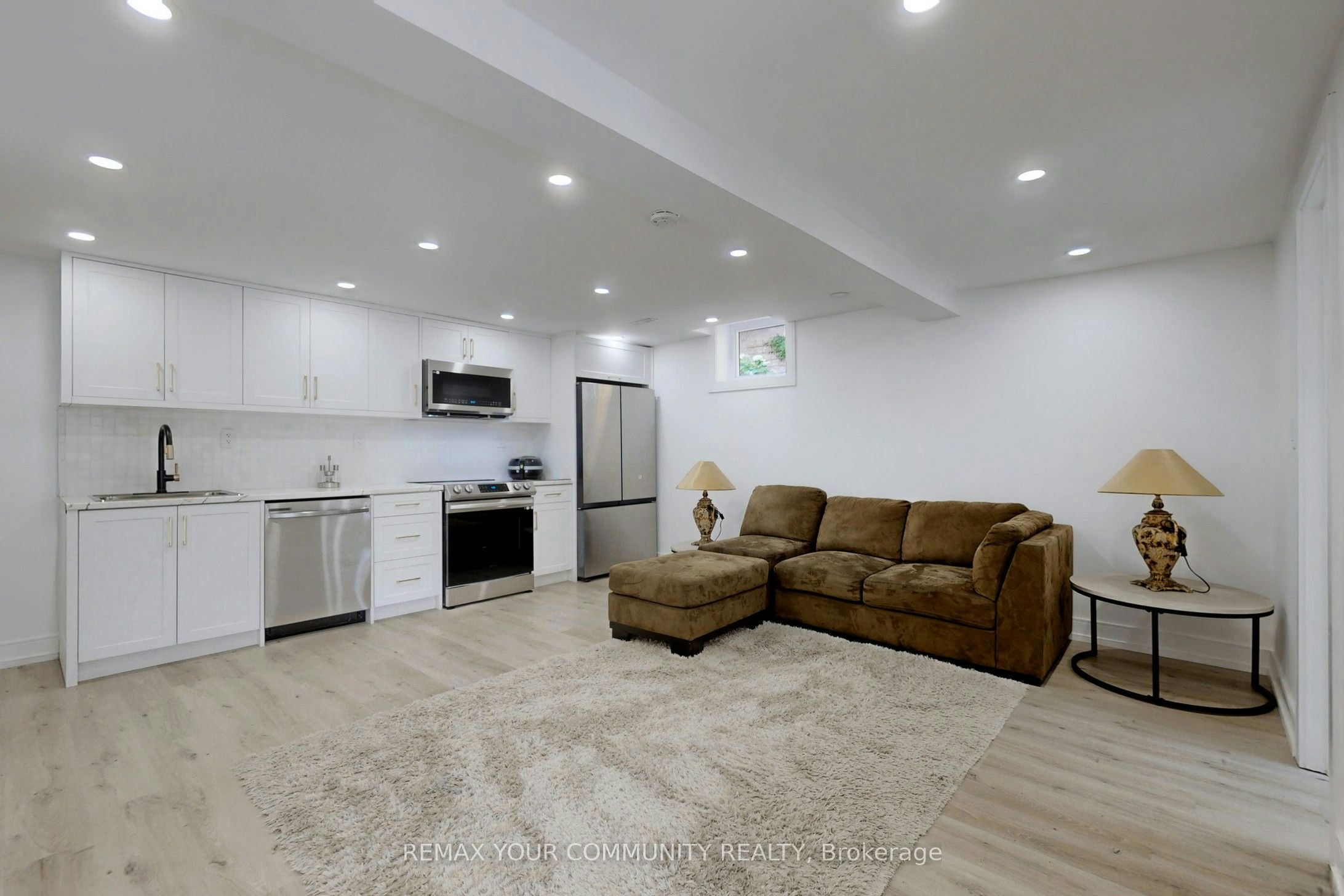 90 Tamarac Trail, Aurora, ON, L4G 5S1 - 7
