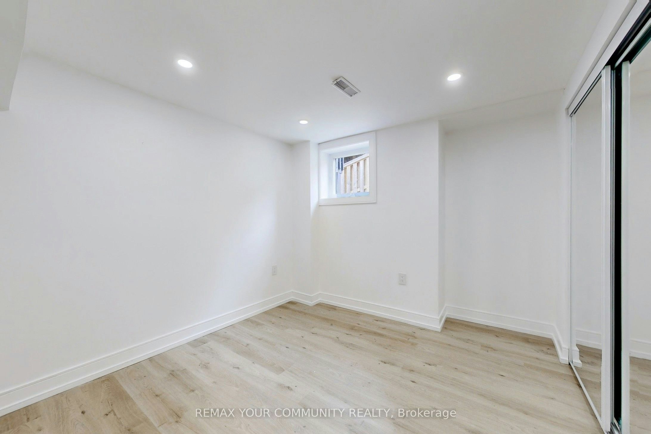 90 Tamarac Trail, Aurora, ON, L4G 5S1 - 19