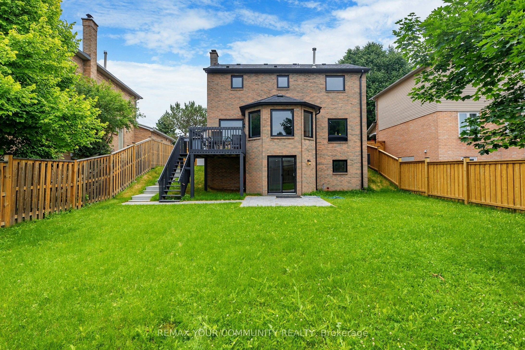 90 Tamarac Trail, Aurora, ON, L4G 5S1 - 26