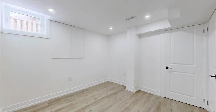90 Tamarac Trail, Aurora, ON, L4G 5S1 - 16