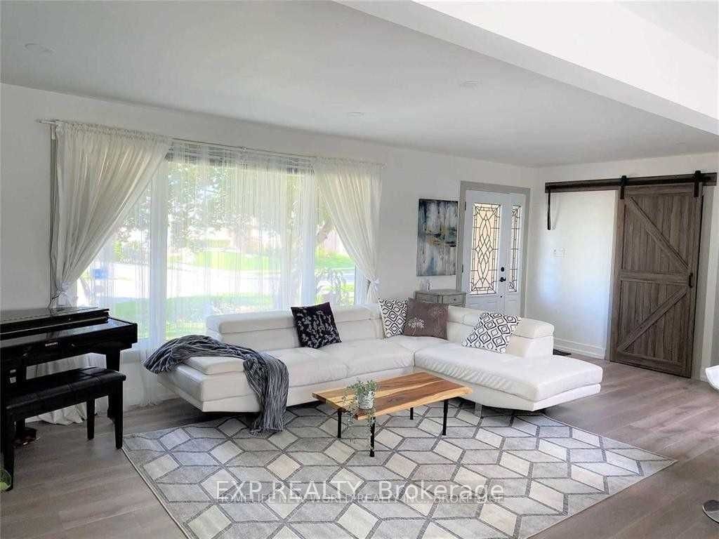 380 Balkan Road, Richmond Hill, ON, L4C 2P1 - 3