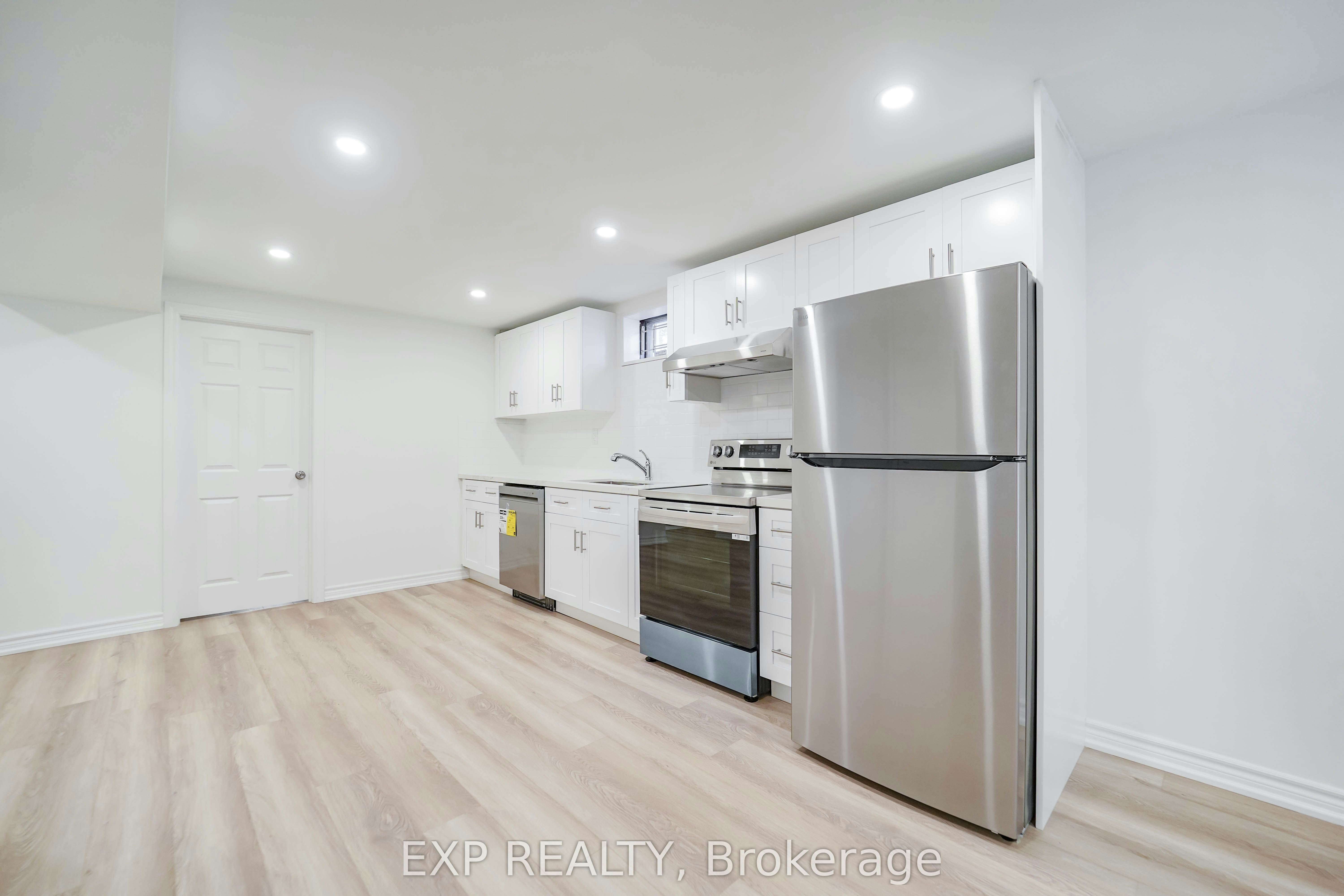 Bsmt-195 Savage Road, Newmarket, ON, L3X 1R6 - 4