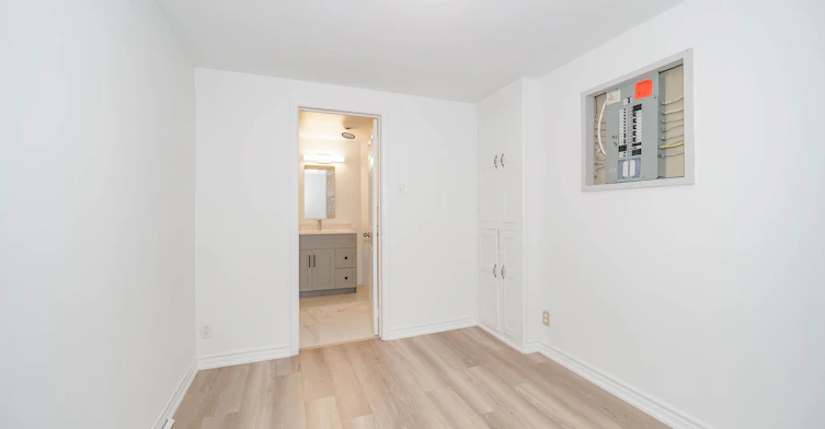 Bsmt-195 Savage Road, Newmarket, ON, L3X 1R6 - 14