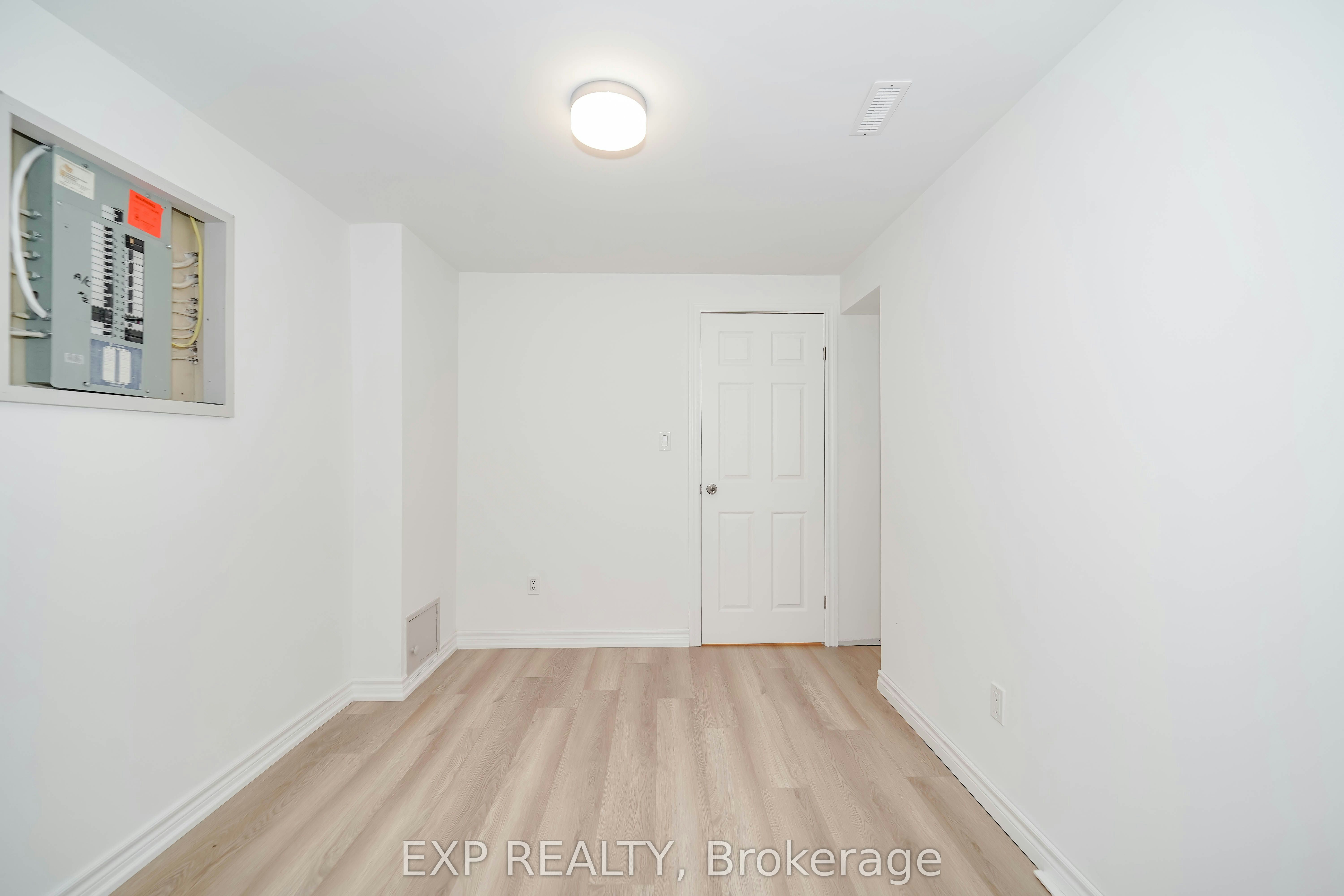 Bsmt-195 Savage Road, Newmarket, ON, L3X 1R6 - 15