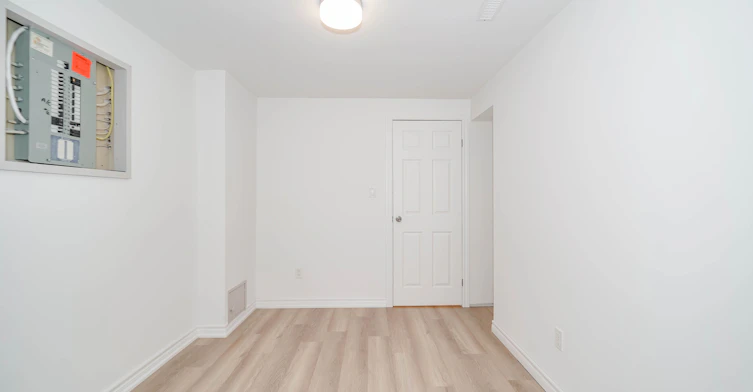 Bsmt-195 Savage Road, Newmarket, ON, L3X 1R6 - 15