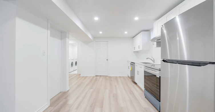 Bsmt-195 Savage Road, Newmarket, ON, L3X 1R6 - 3