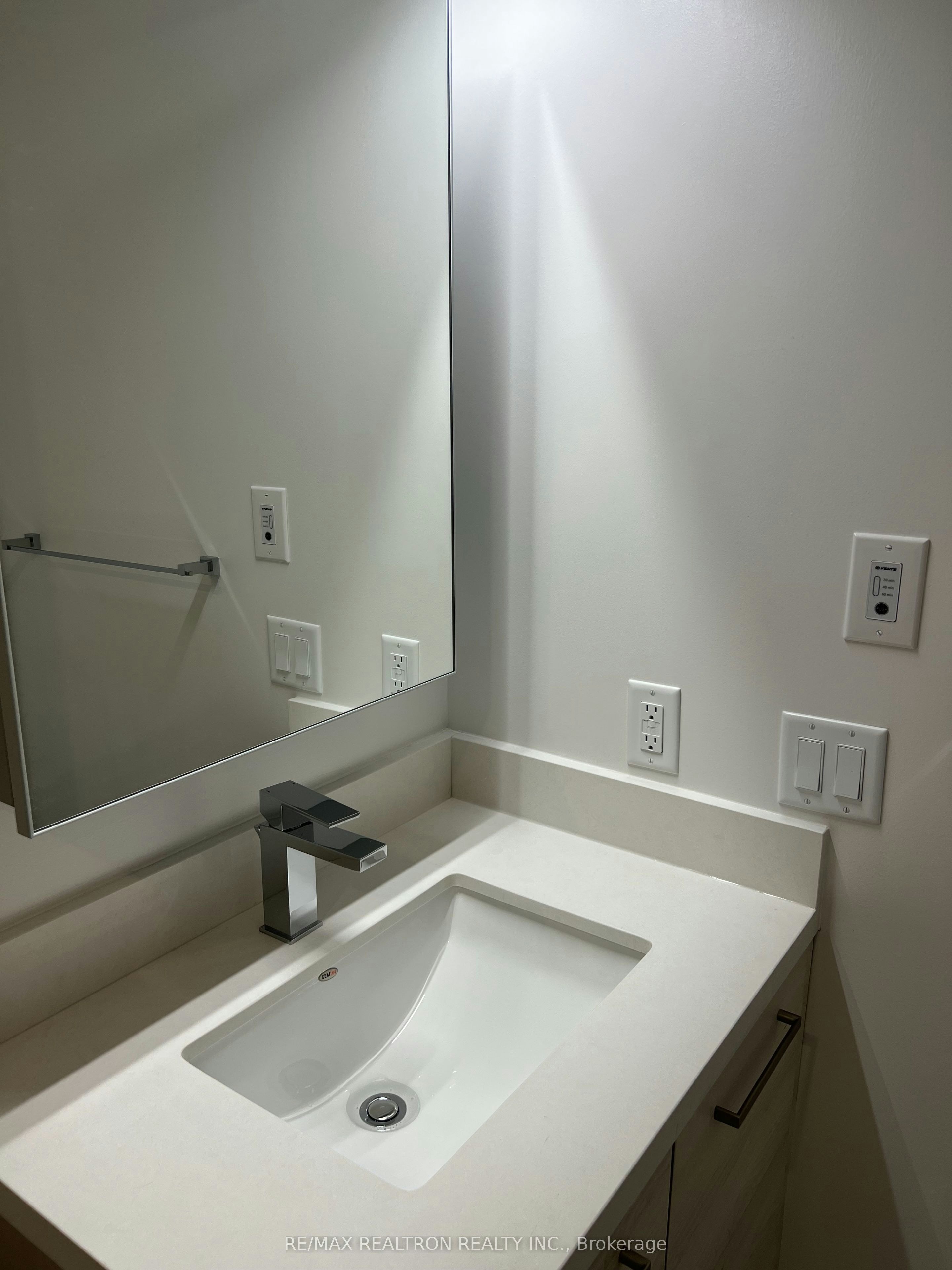 510-12 Gandhi Lane, Markham, ON, L3T 0G8 - 8