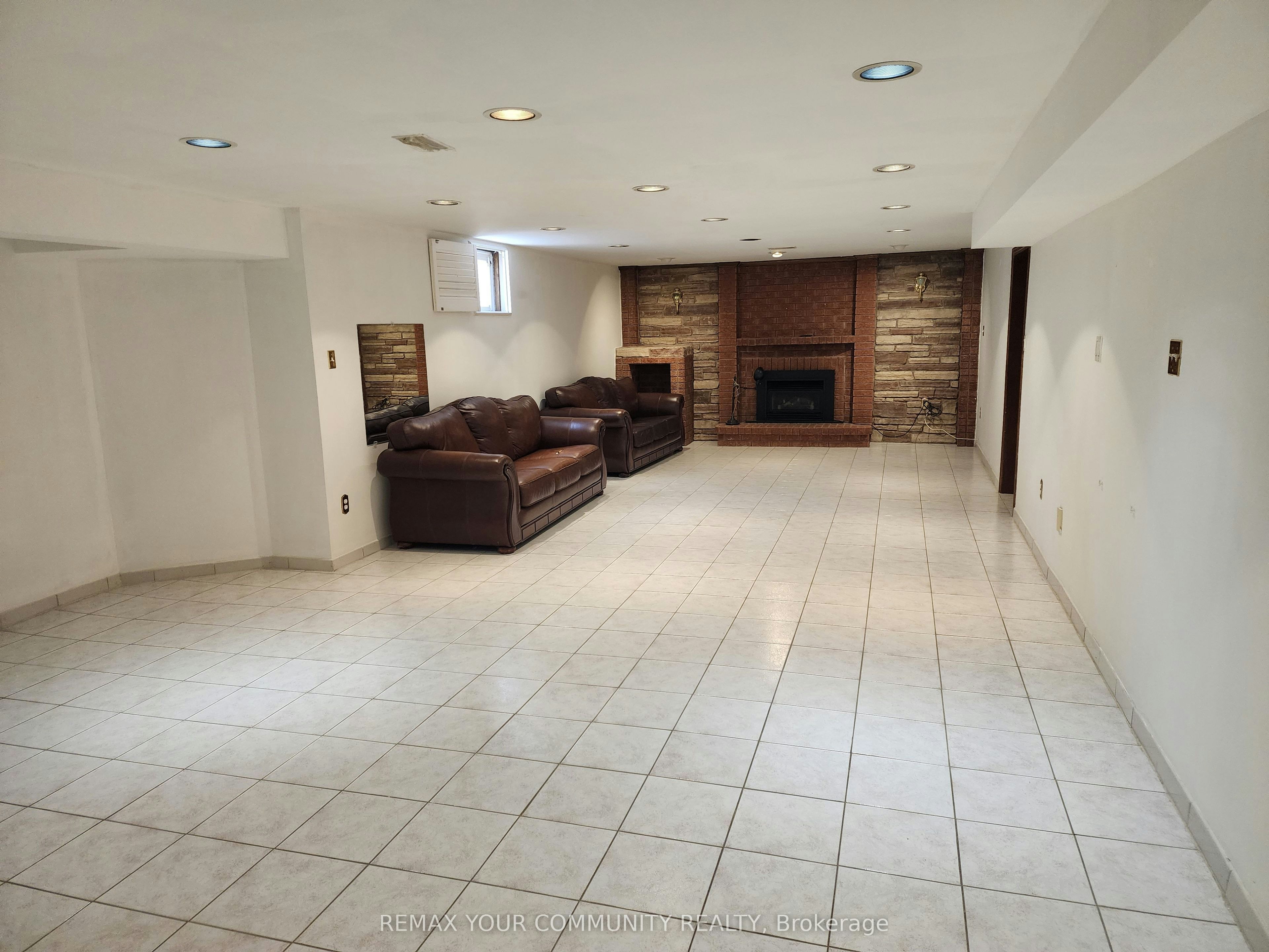 Basement-52 Flushing Avenue, Vaughan, ON, L4L 8H9
