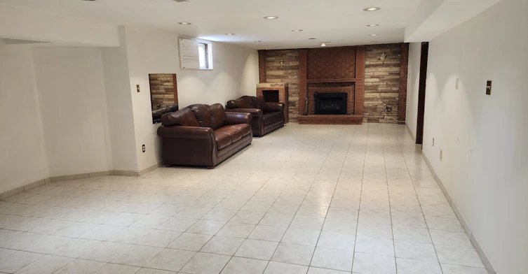 Basement-52 Flushing Avenue, Vaughan, ON, L4L 8H9
