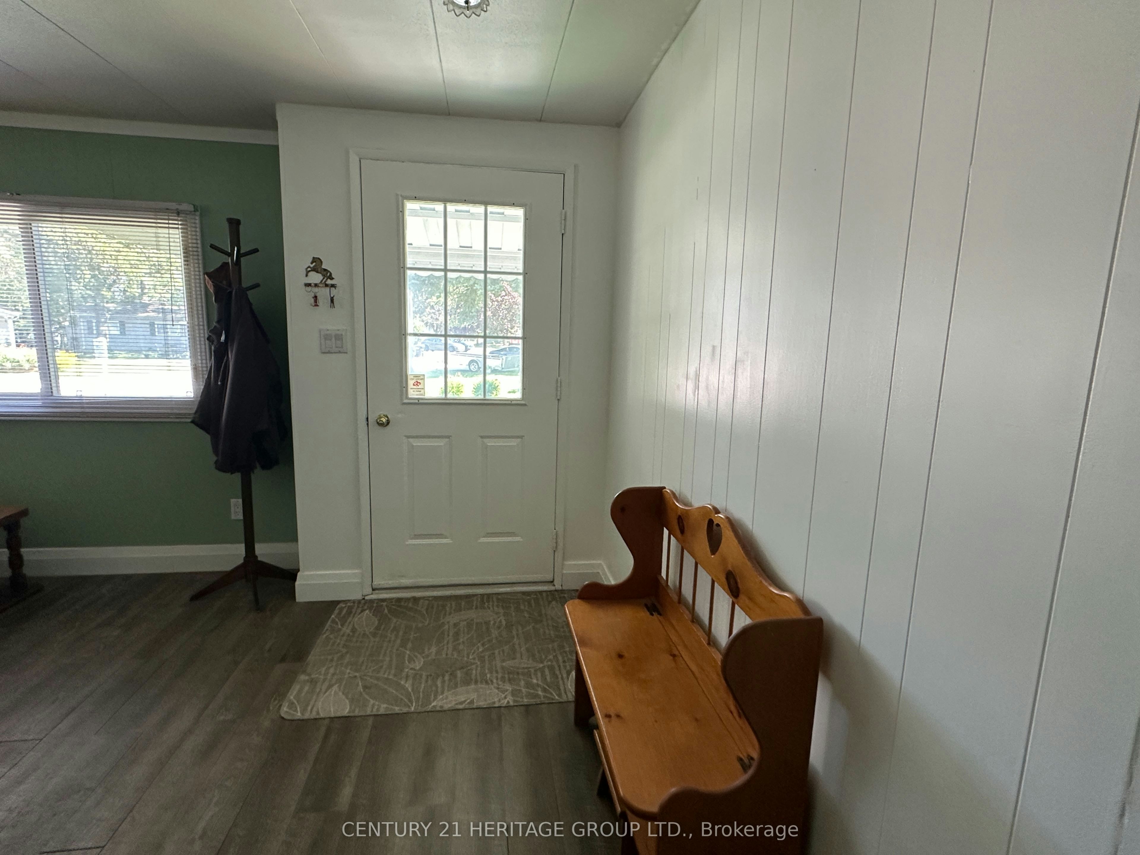 11 Maple Court, Innisfil, ON, L9S 1N9 - 4