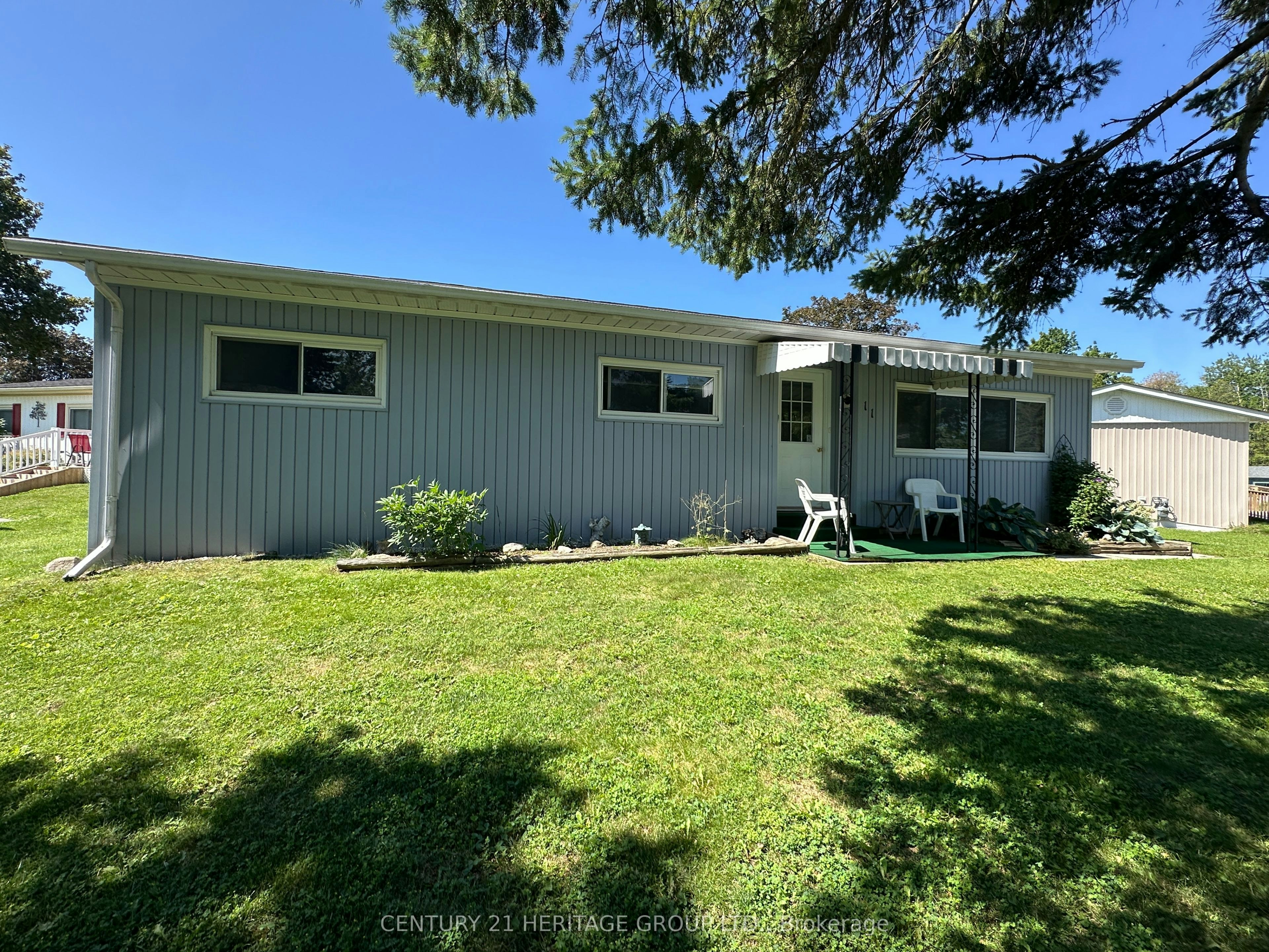 11 Maple Court, Innisfil, ON, L9S 1N9 - 2