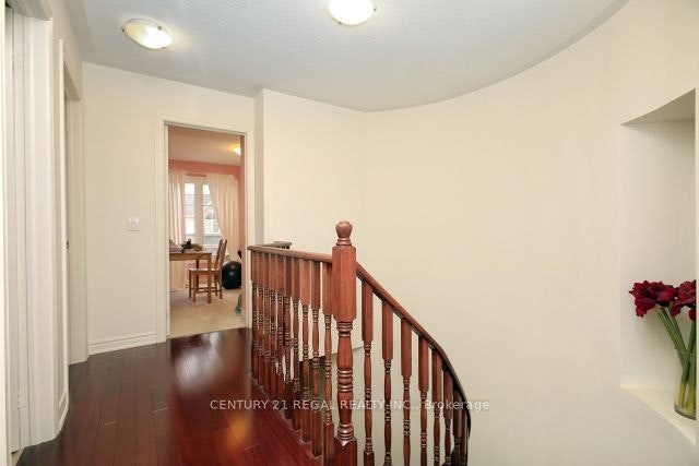 16 Thatcher Crescent, East Gwillimbury, ON, L9N 0B8 - 13