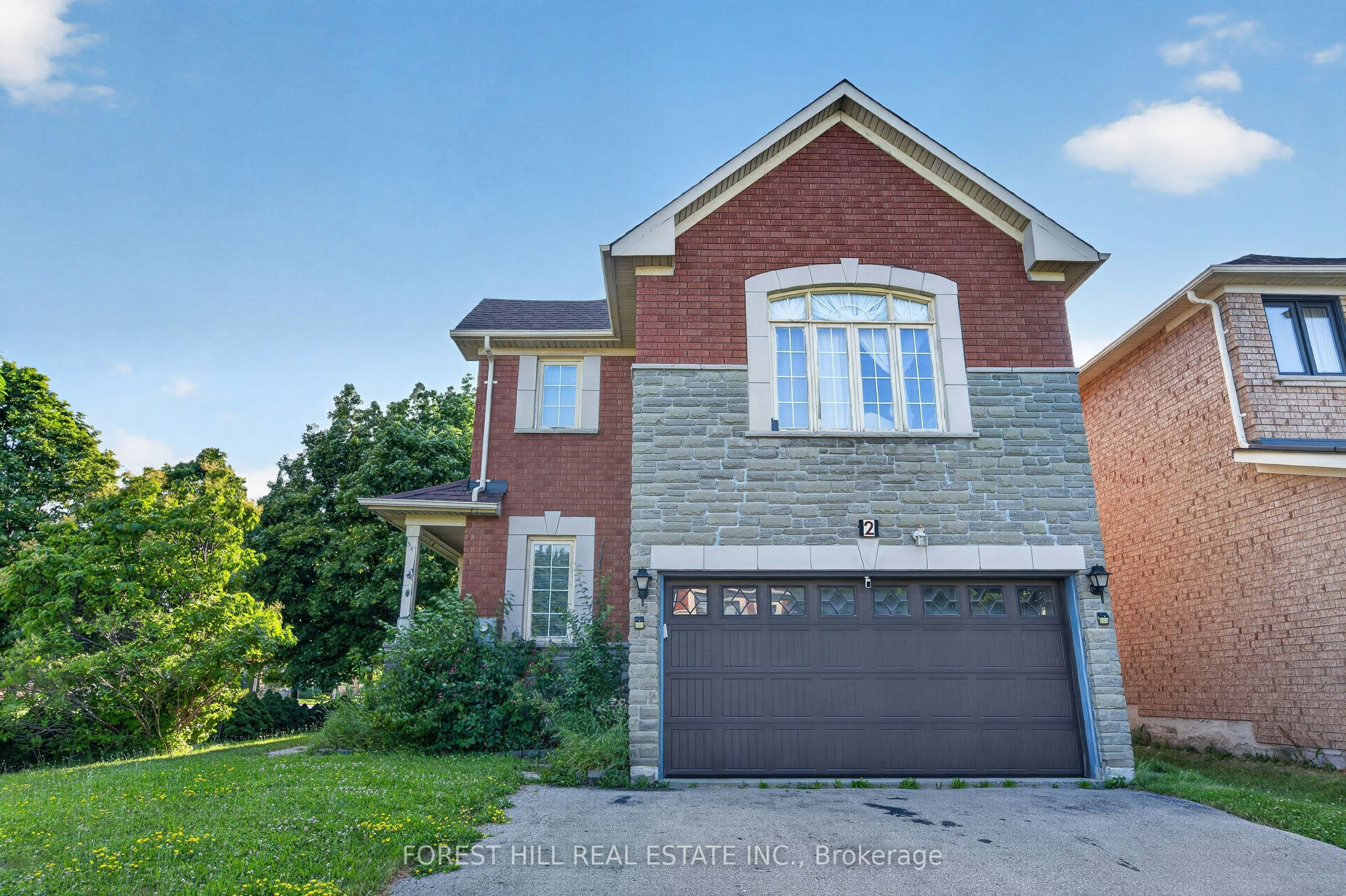 2 Ludford Drive, Richmond Hill, ON, L4B 4H6