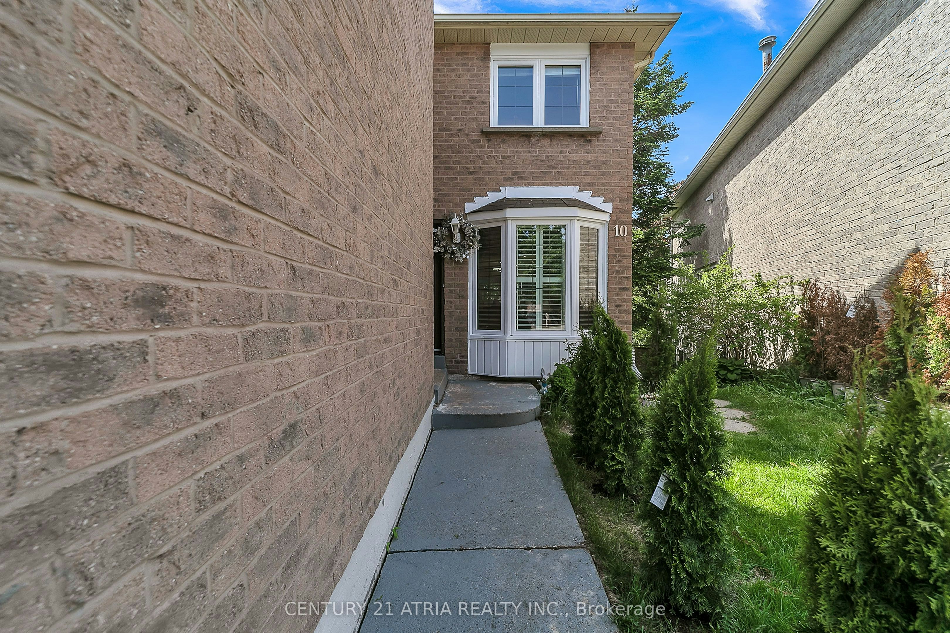 10 Park Ln Circle, Richmond Hill, ON, L4C 6S8 - 3