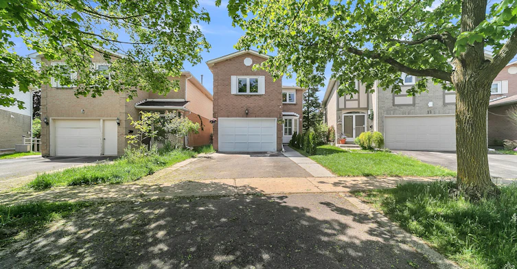 10 Park Ln Circle, Richmond Hill, ON, L4C 6S8