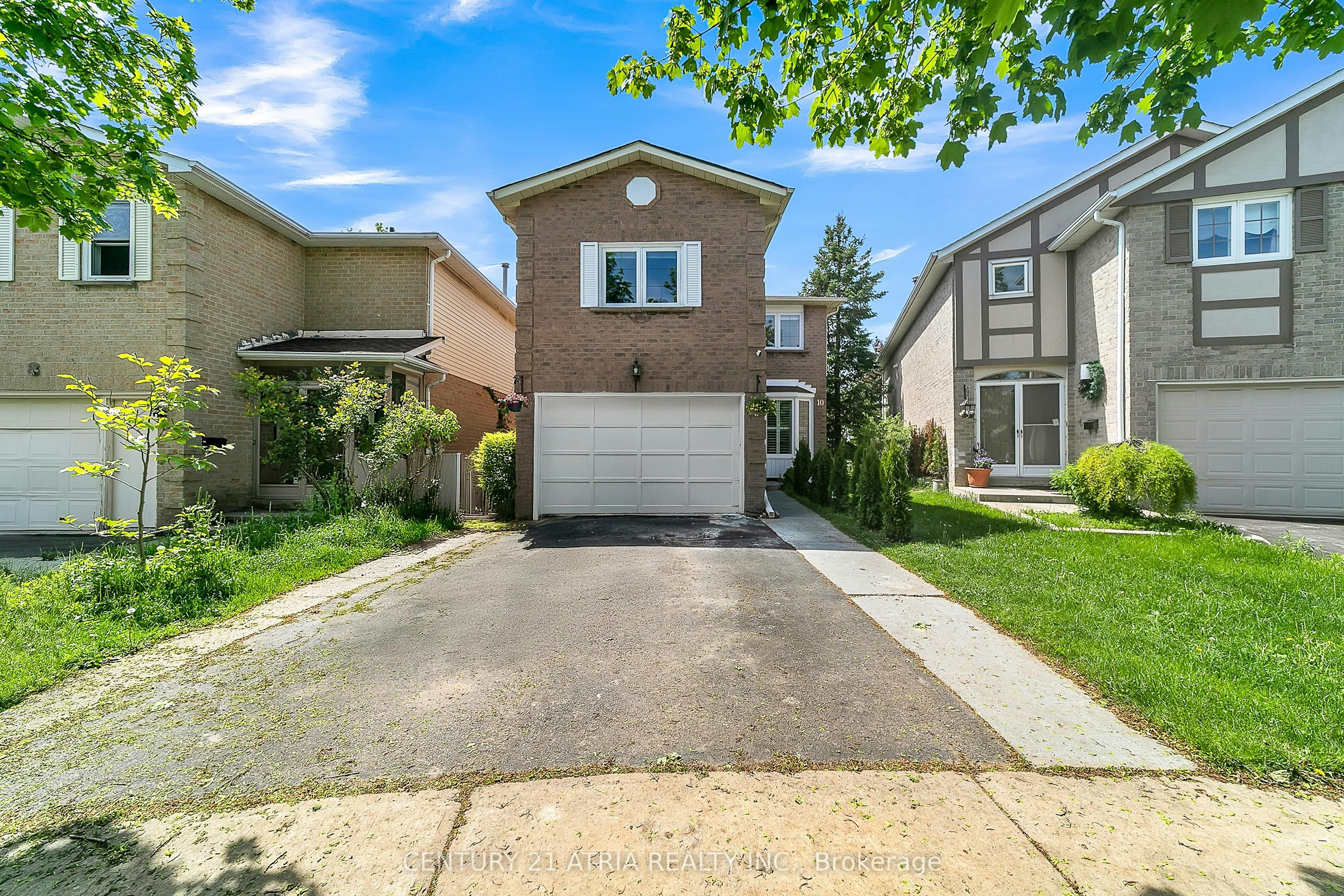 10 Park Ln Circle, Richmond Hill, ON, L4C 6S8 - 2