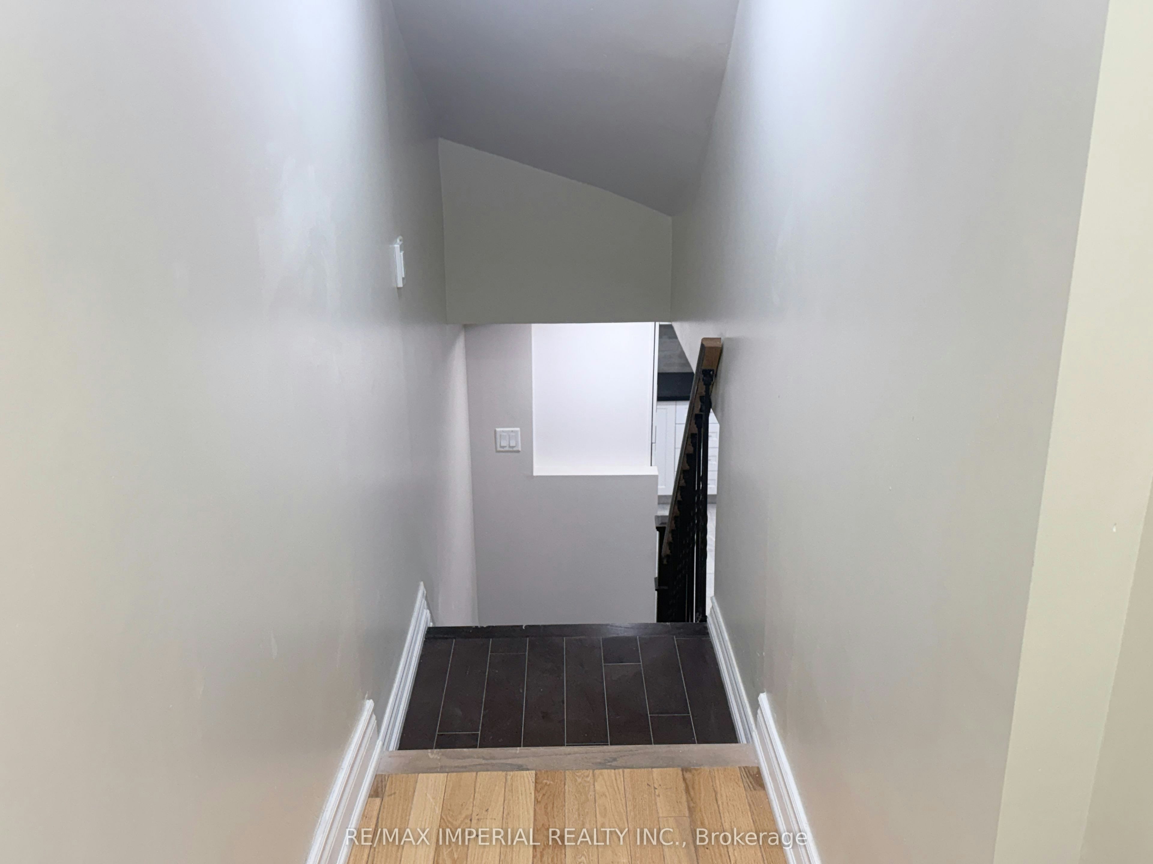17 Deerwood Crescent, Richmond Hill, ON, L4E 4B8 - 5