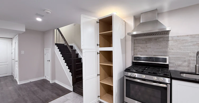 17 Deerwood Crescent, Richmond Hill, ON, L4E 4B8