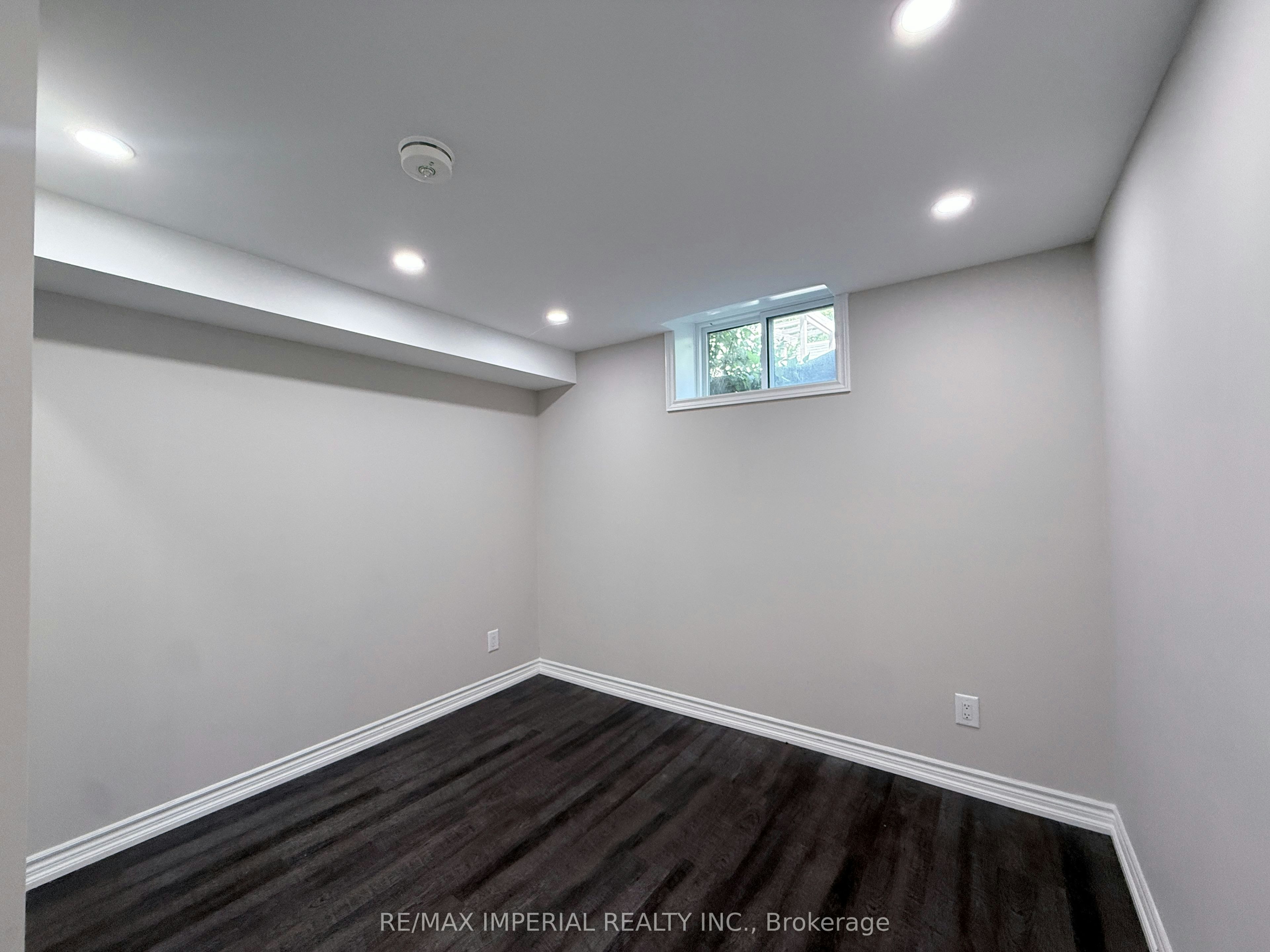 17 Deerwood Crescent, Richmond Hill, ON, L4E 4B8 - 21