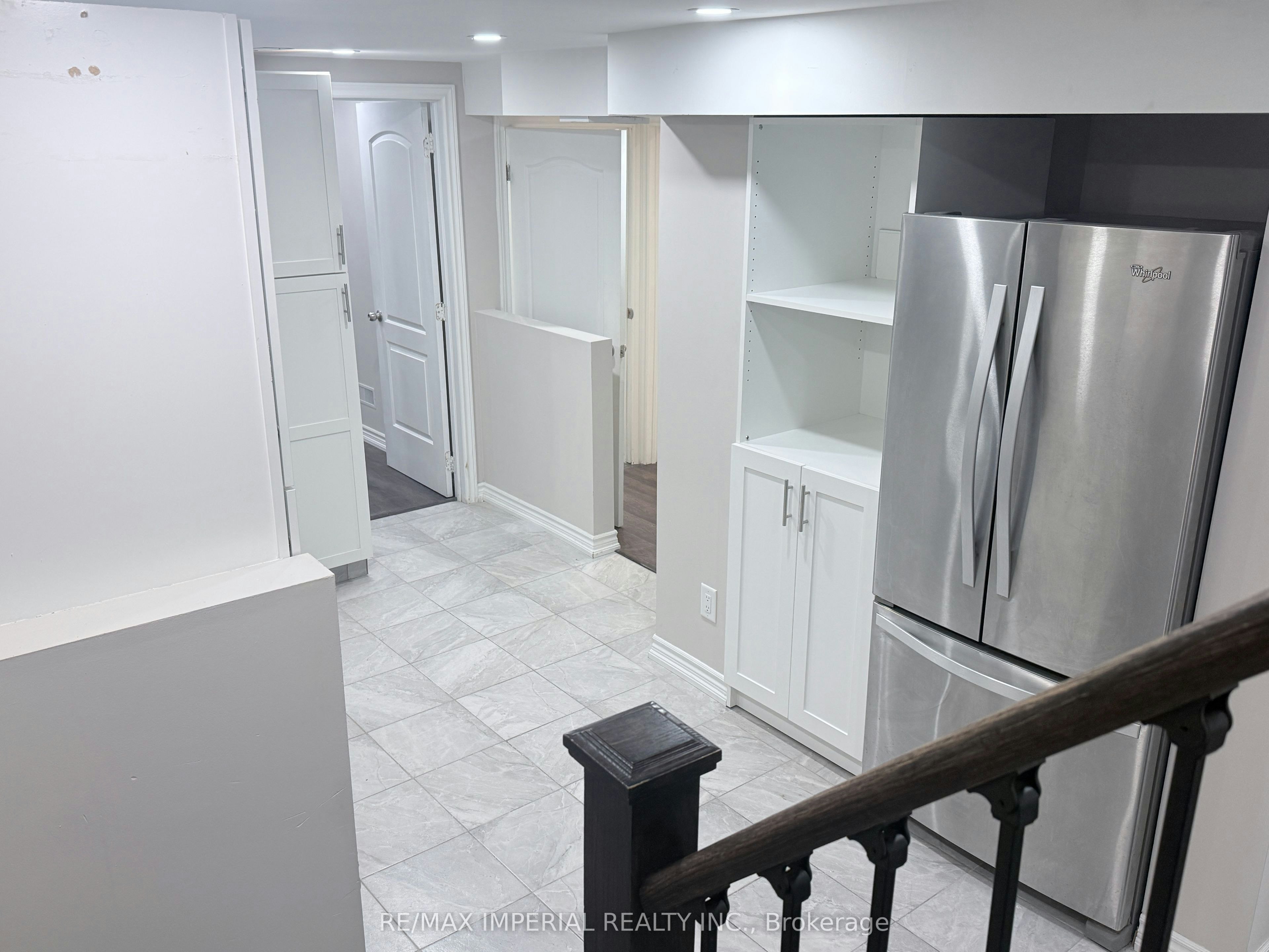 17 Deerwood Crescent, Richmond Hill, ON, L4E 4B8 - 7