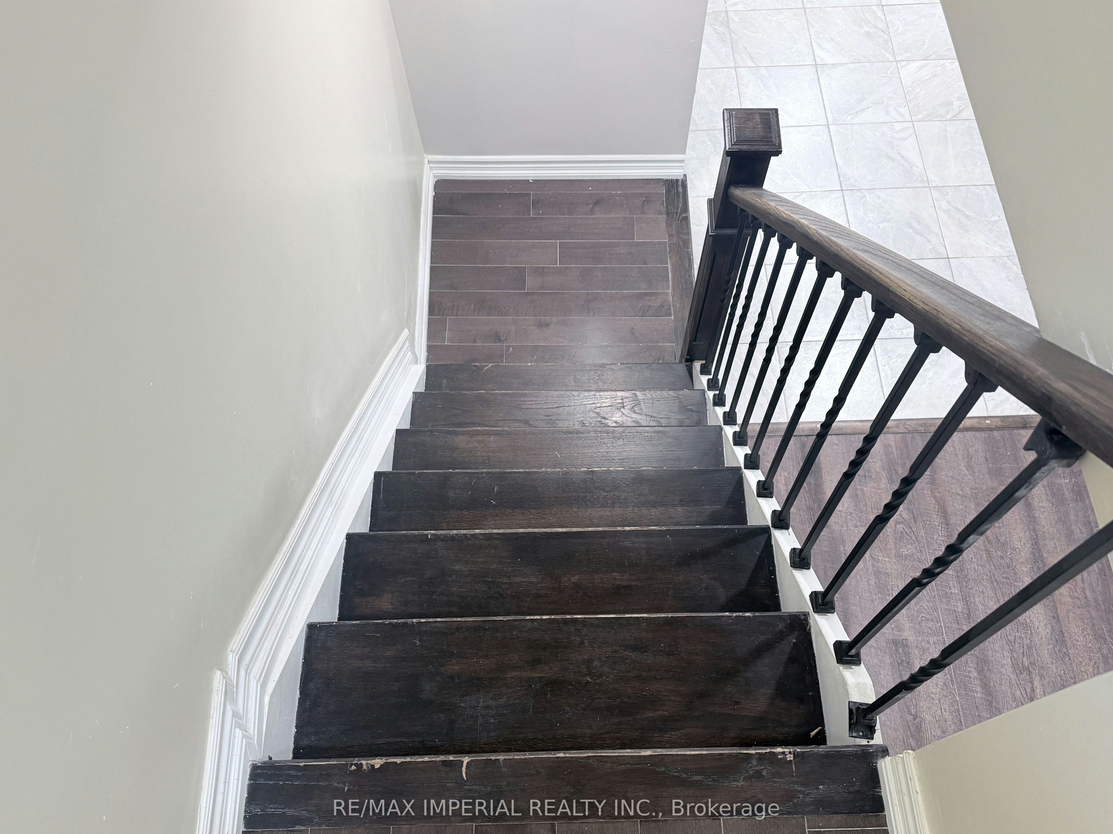 17 Deerwood Crescent, Richmond Hill, ON, L4E 4B8 - 6