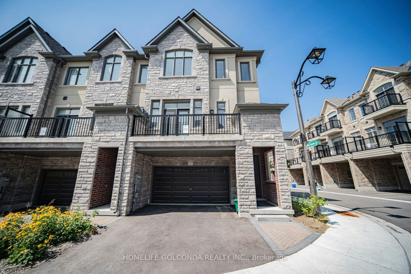 2 Silvermills Lane, Markham, ON, L6C 3L5