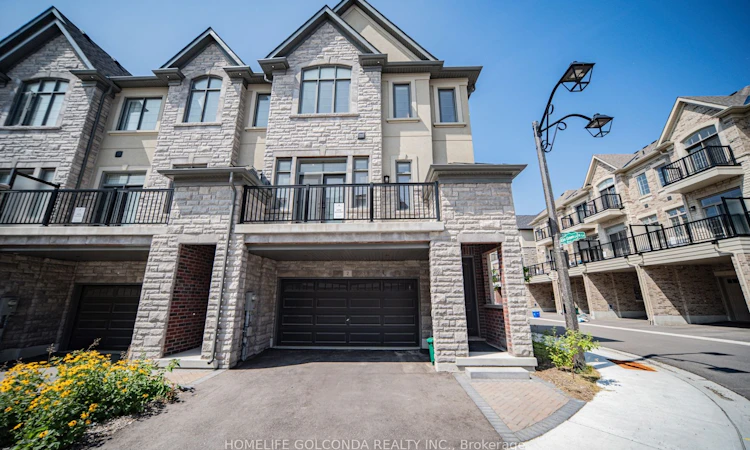 2 Silvermills Lane