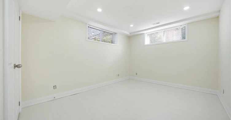 D-9611 Keele Street, Vaughan, ON, L6A 1M1